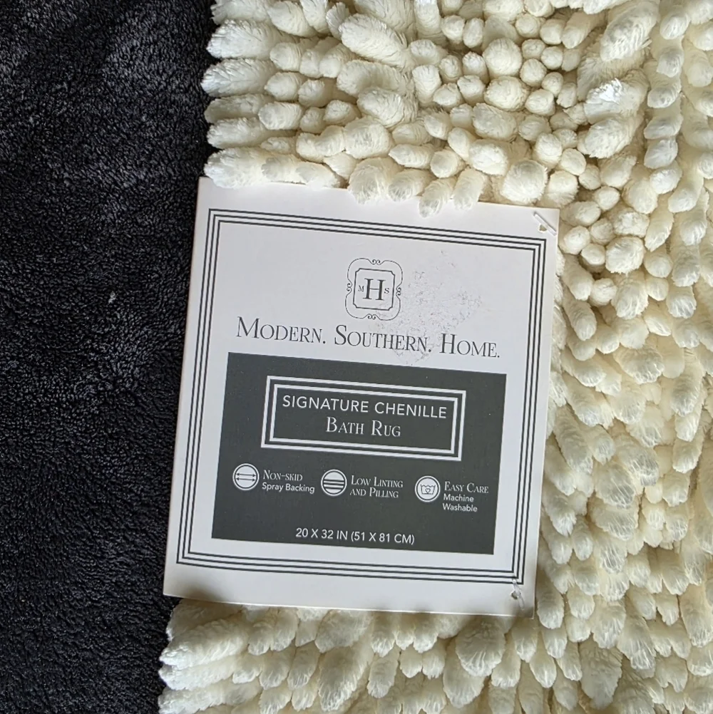 New Plush Chenille Bath Mat: Luxuriously Soft Highly Absorbent Non-Slip 20 × 32